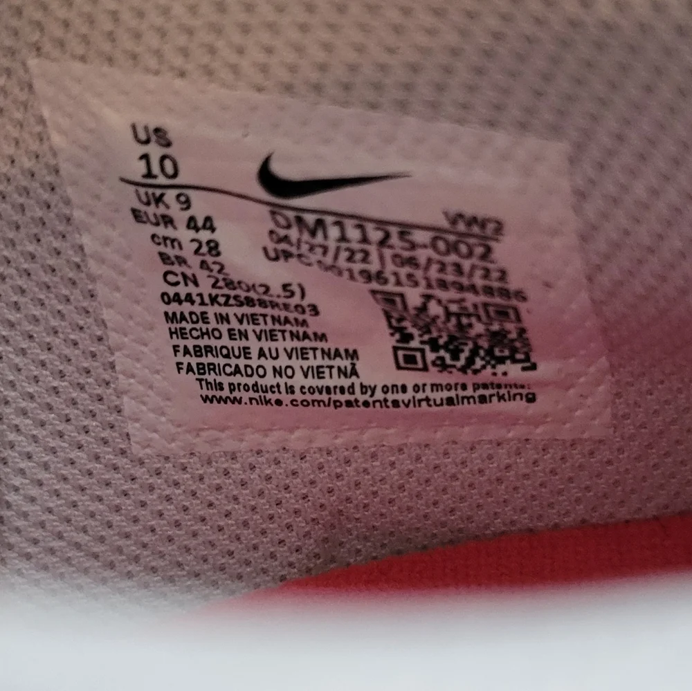 NEW Men's Nike‎ Kyrie Flytrap 6 Photon Dust University Red